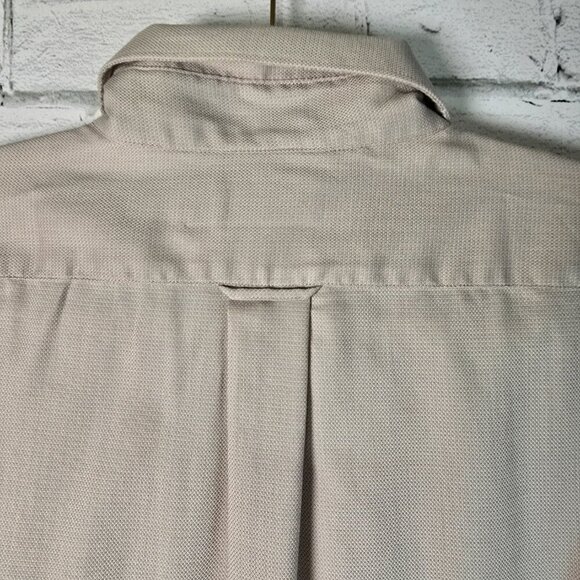 SOLITUDE IRON FREE LONG SLEEVE BUTTON DOWN TAN MENS SIZE LARGE EUC - Picture 6 of 6